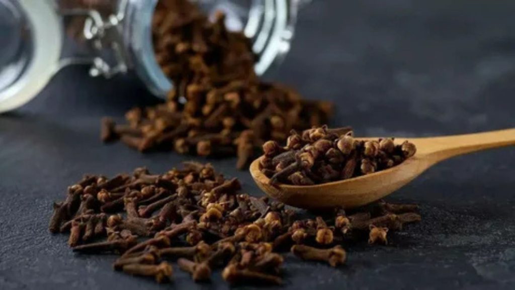 Cloves