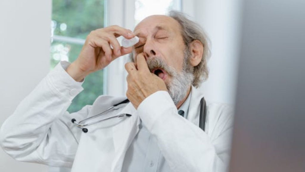 advantages of eye drops