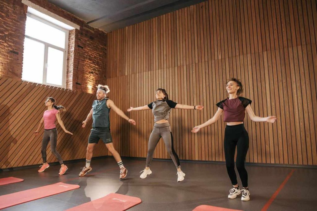 Pros and Cons of Fun Cardio